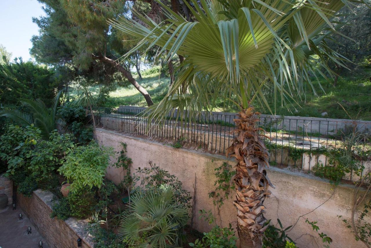 Exceptional Villa In Voula Near The Sea Athens Exterior photo