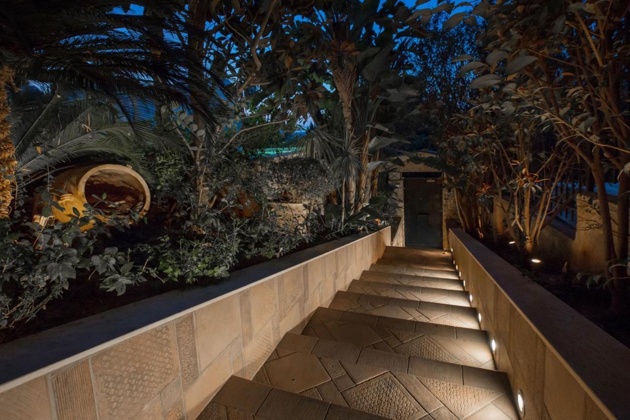 Exceptional Villa In Voula Near The Sea Athens Exterior photo